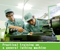 Practical training on a general lathing machine